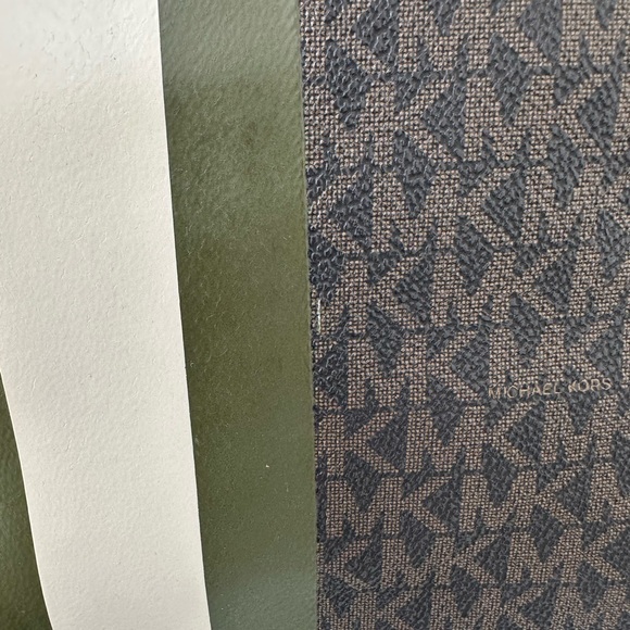 MICHAEL Michael Kors Eva Large Signature Logo Stripe Tote Shoulder Bag Brown - Picture 16 of 16